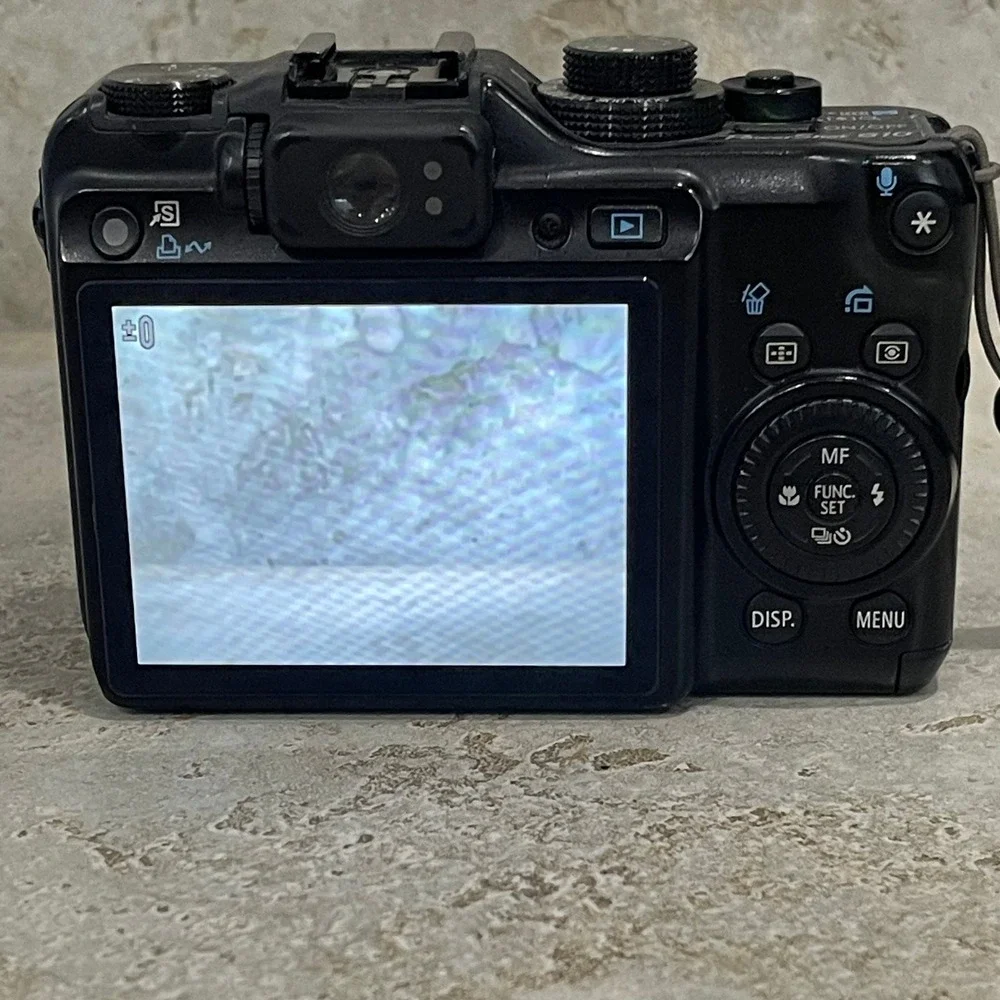 Canon PowerShot G10 Digital Camera Black 14.7 Megapixels 5x Optical Zoom‎